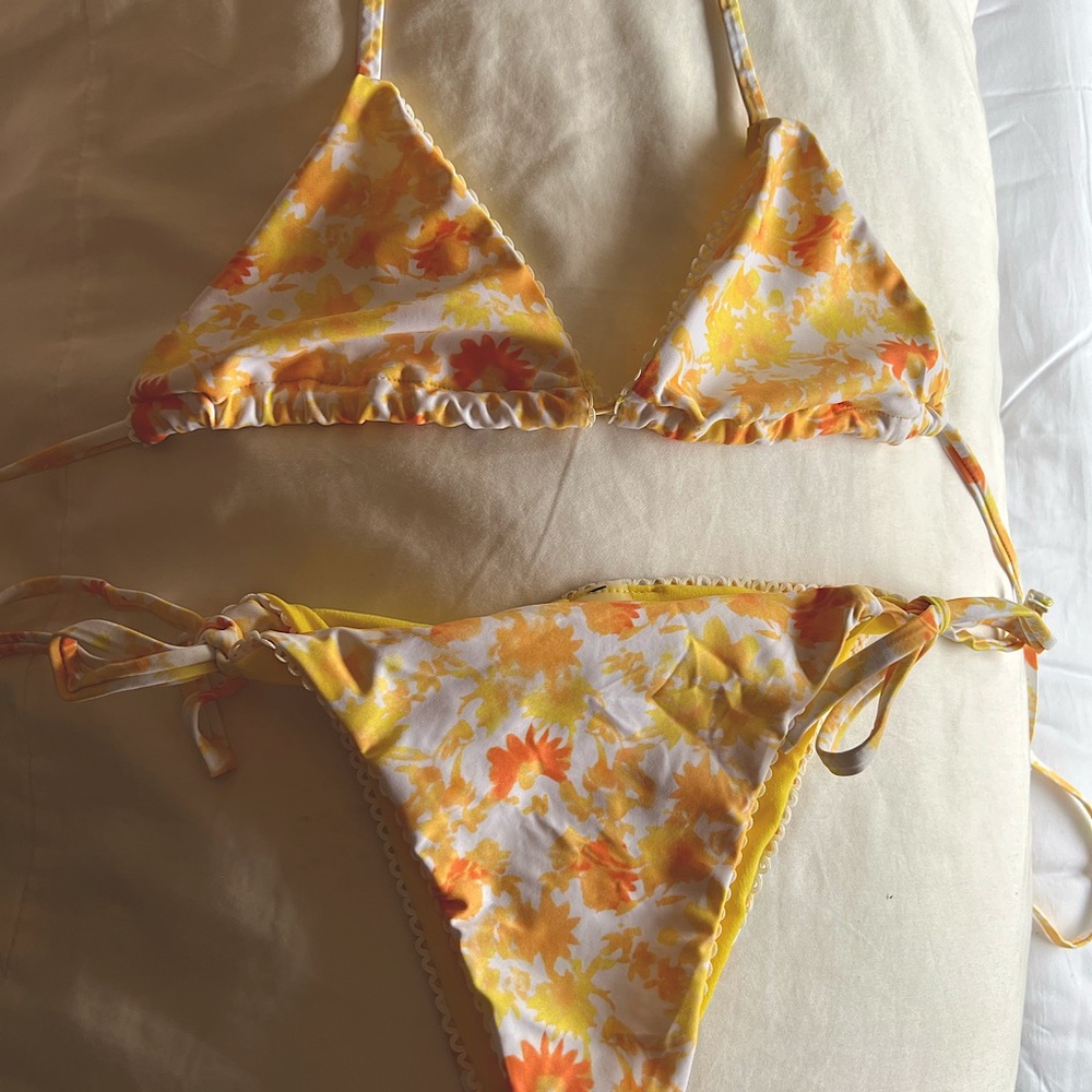 Swim suit